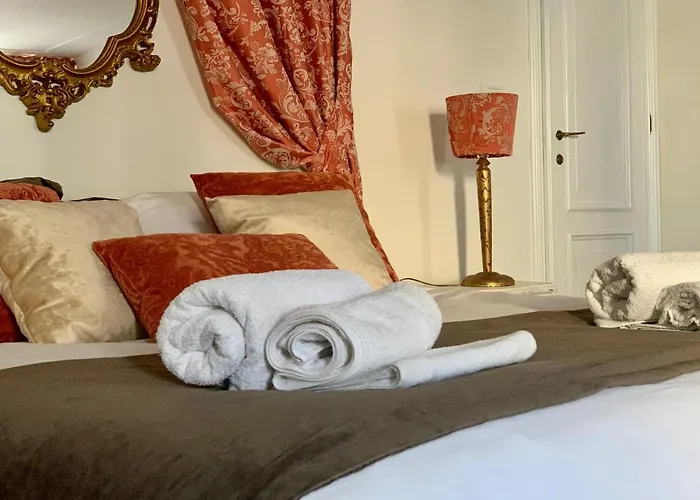 Canal Riva De Biasio Konukevi Venedik