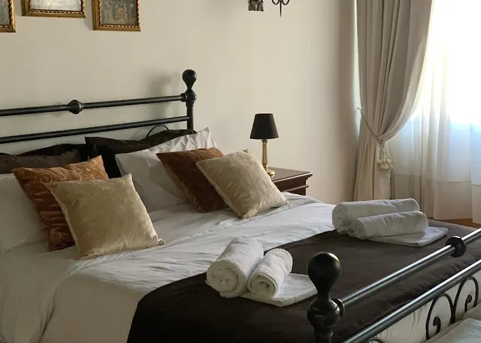 Canal Riva De Biasio Konukevi