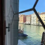 Canal Riva De Biasio 2* Venedig