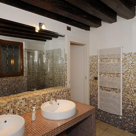 Guest house Canal Riva De Biasio